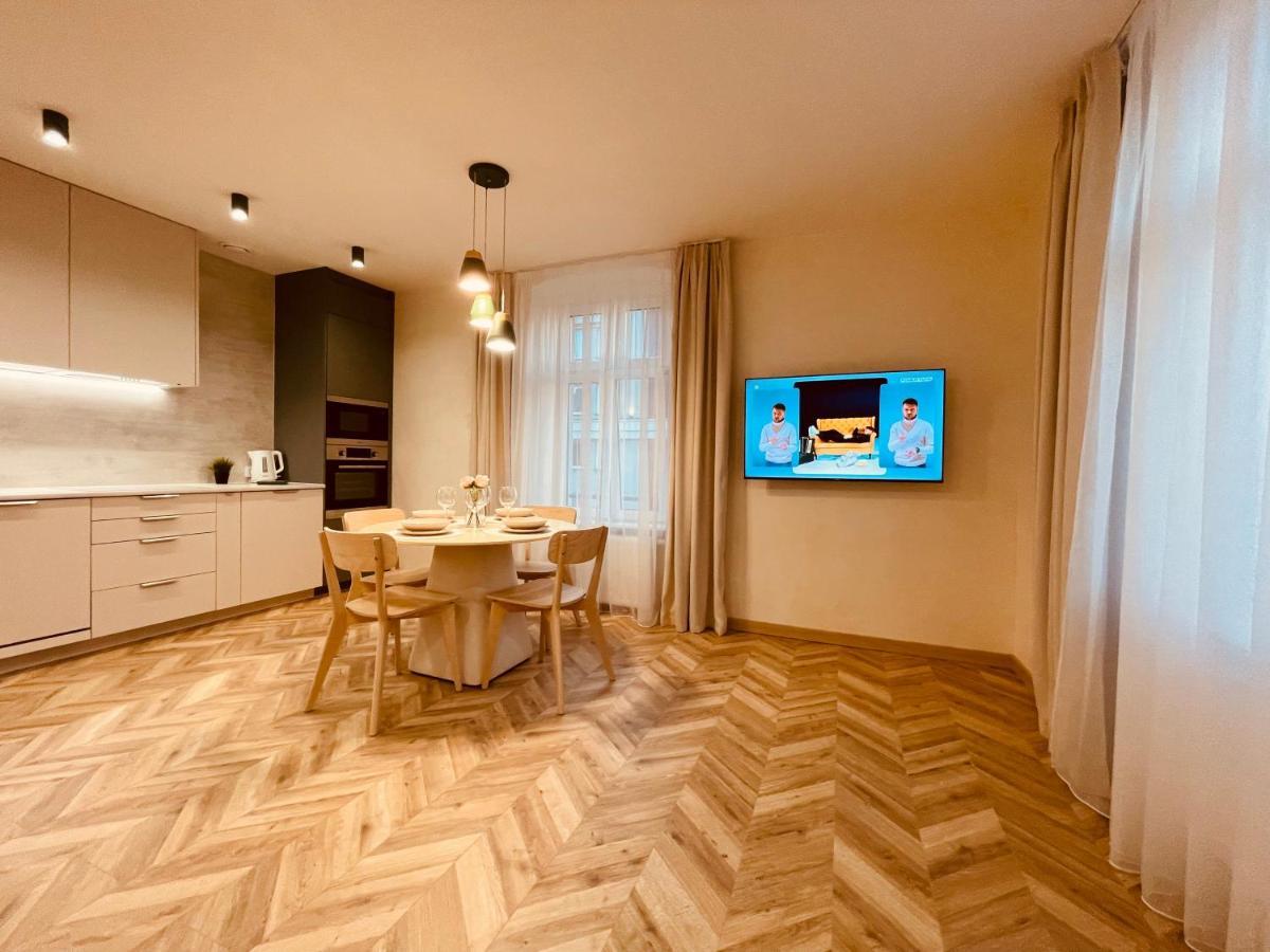 Kobiela Apartments Family Delux Ktw City Center Katoviçe Dış mekan fotoğraf